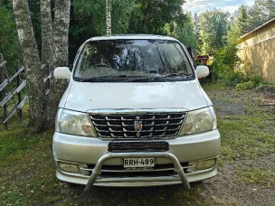 Toyota Grand Hiace