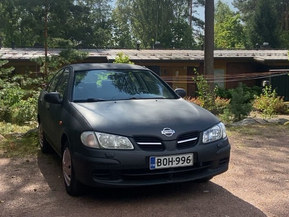 Nissan Almera