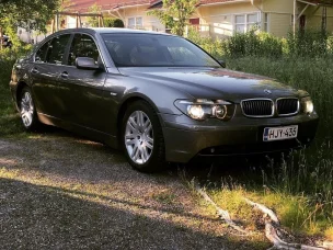 BMW 745