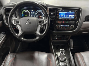 Mitsubishi Outlander PHEV