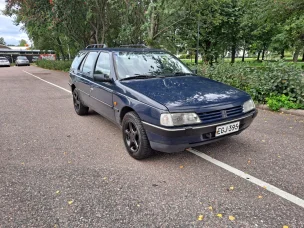 Peugeot 405