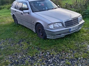 Mercedes-Benz 180