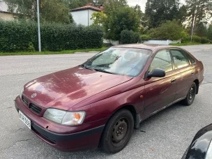 Toyota Carina E
