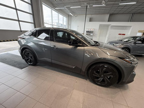 Toyota C-HR+