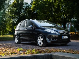 Honda FR-V
