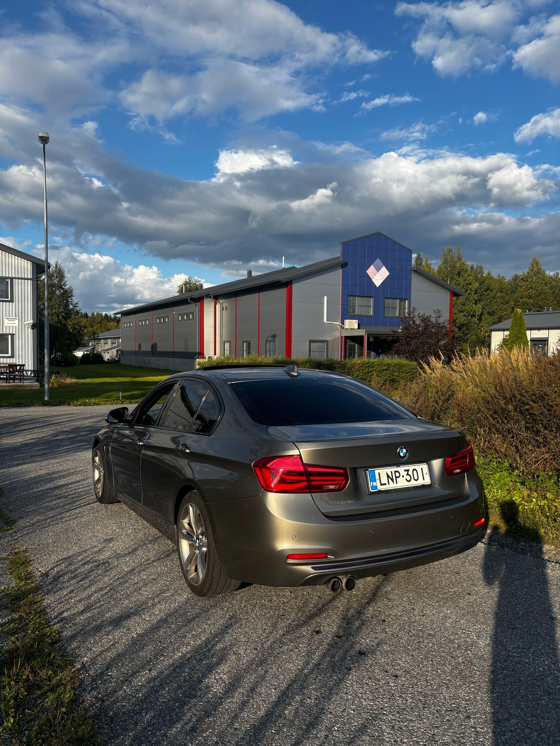 BMW 330 F30 2016, kuva 5/16