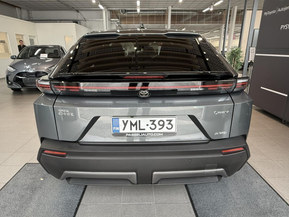 Toyota C-HR+