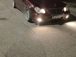 Mercedes-Benz 200