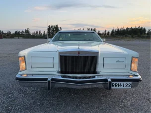 Lincoln Continental