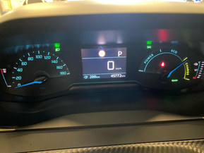Peugeot e-2008