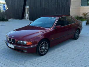 BMW 528