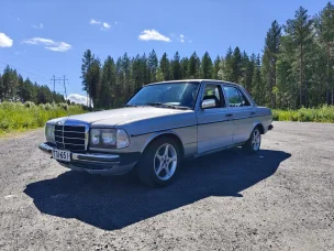 Mercedes-Benz 200