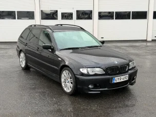 BMW 330