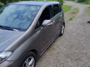 Honda FR-V