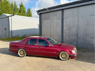 Mercedes-Benz 250