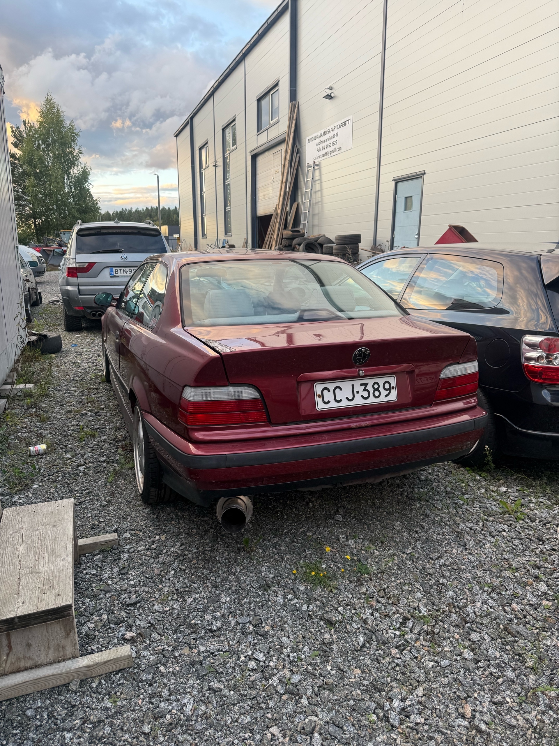 BMW 323 1997, kuva 3/11
