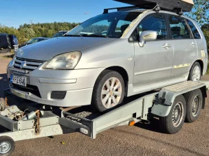 Suzuki Liana