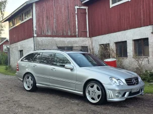 Mercedes-Benz C 32 AMG