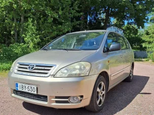 Toyota Avensis Verso