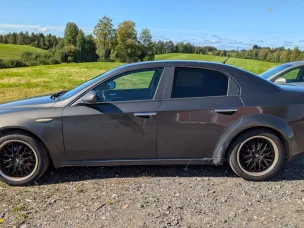 Alfa Romeo 159