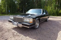 Cadillac Brougham