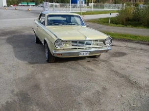 Plymouth Signet