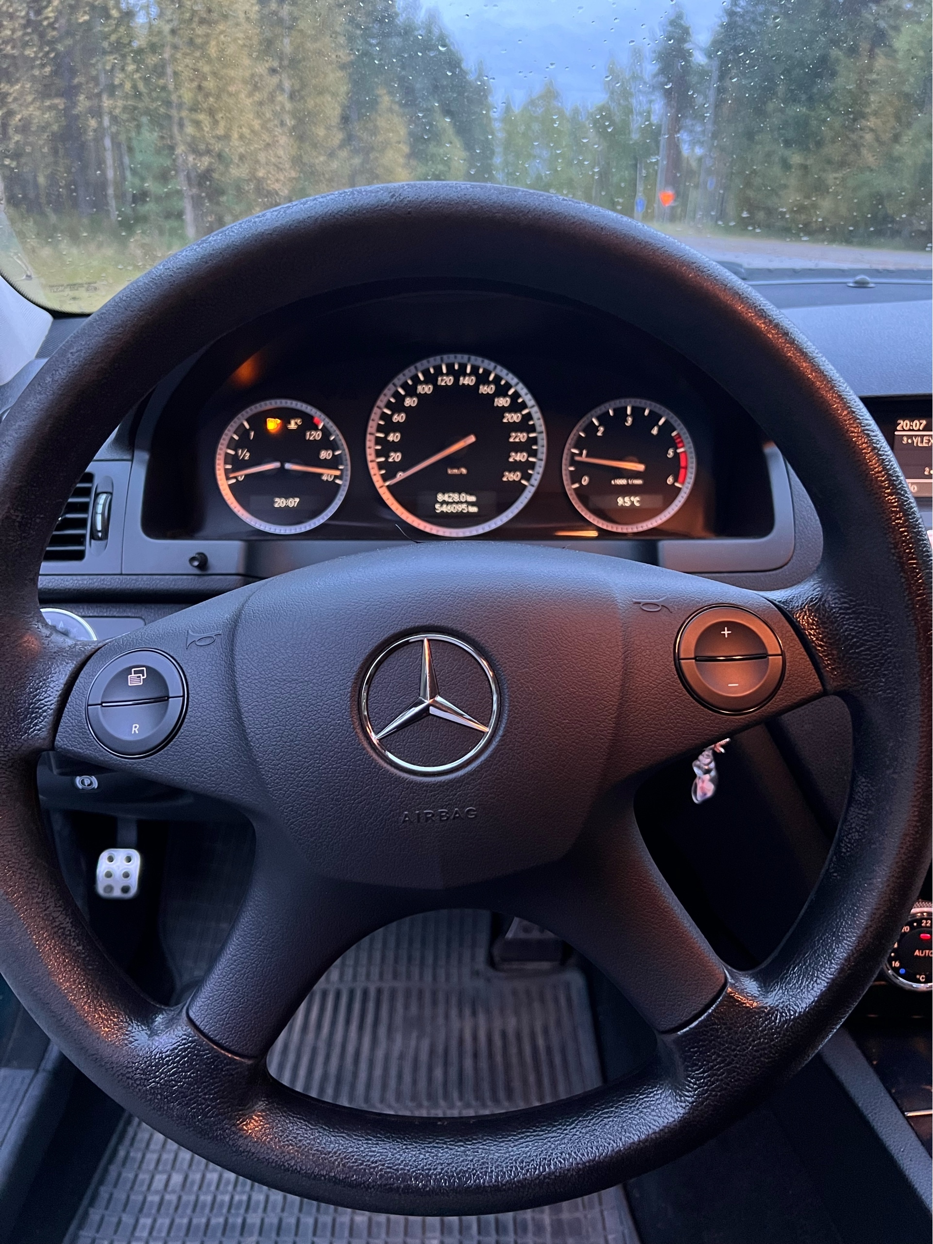 Mercedes-Benz C 2008, photo 7/11