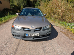 Nissan Almera