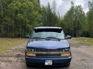 Chevrolet Astro