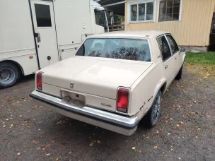 Oldsmobile Omega