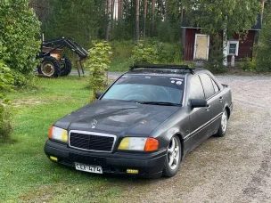 Mercedes-Benz 180