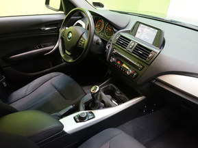 BMW 114