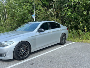 BMW 525