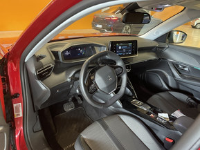 Peugeot e-2008