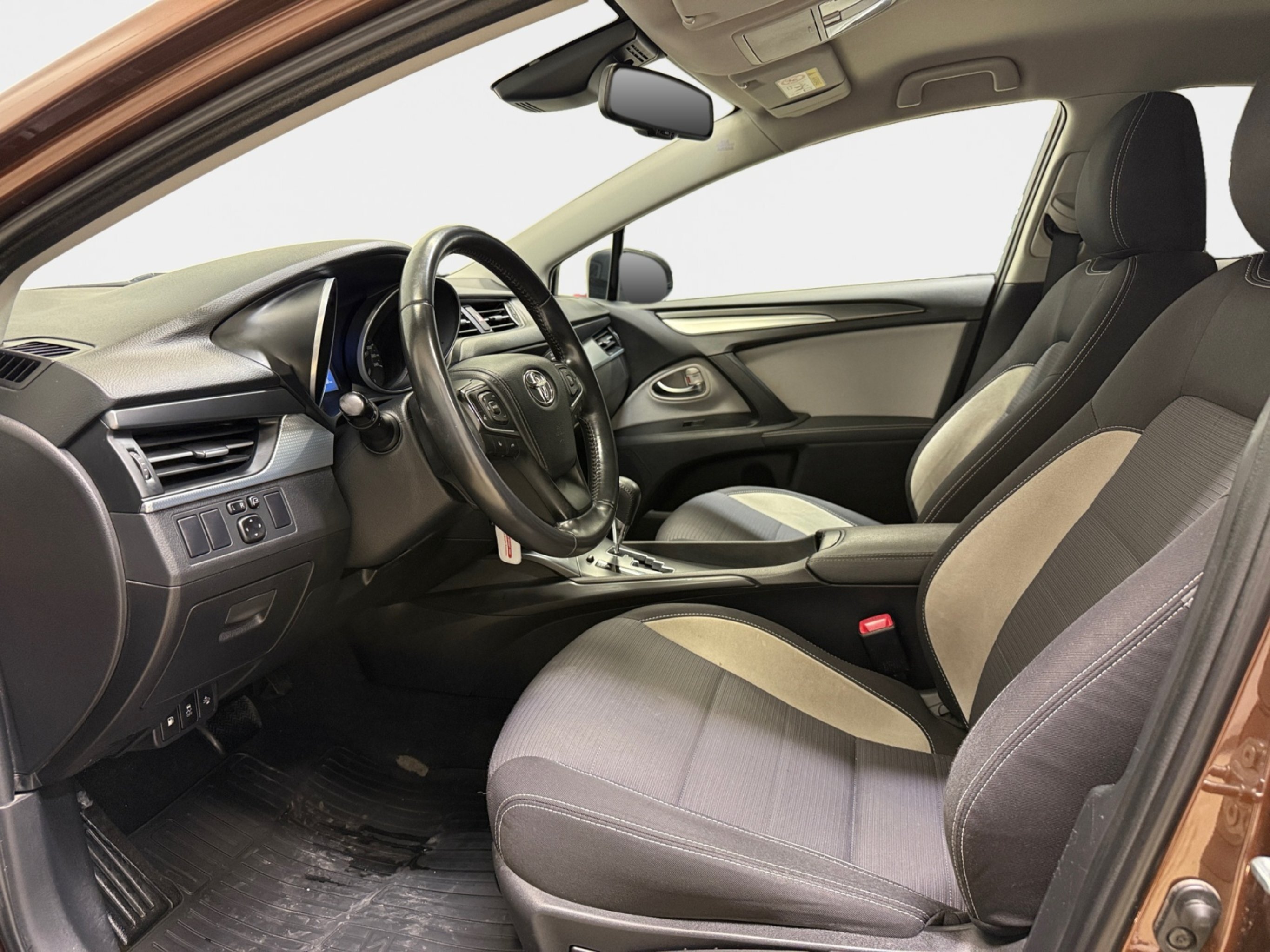 Toyota Avensis 2016, kuva 7/20