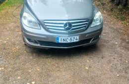 Mercedes-Benz B