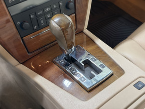 Cadillac STS