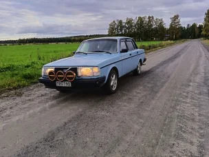 Volvo 244