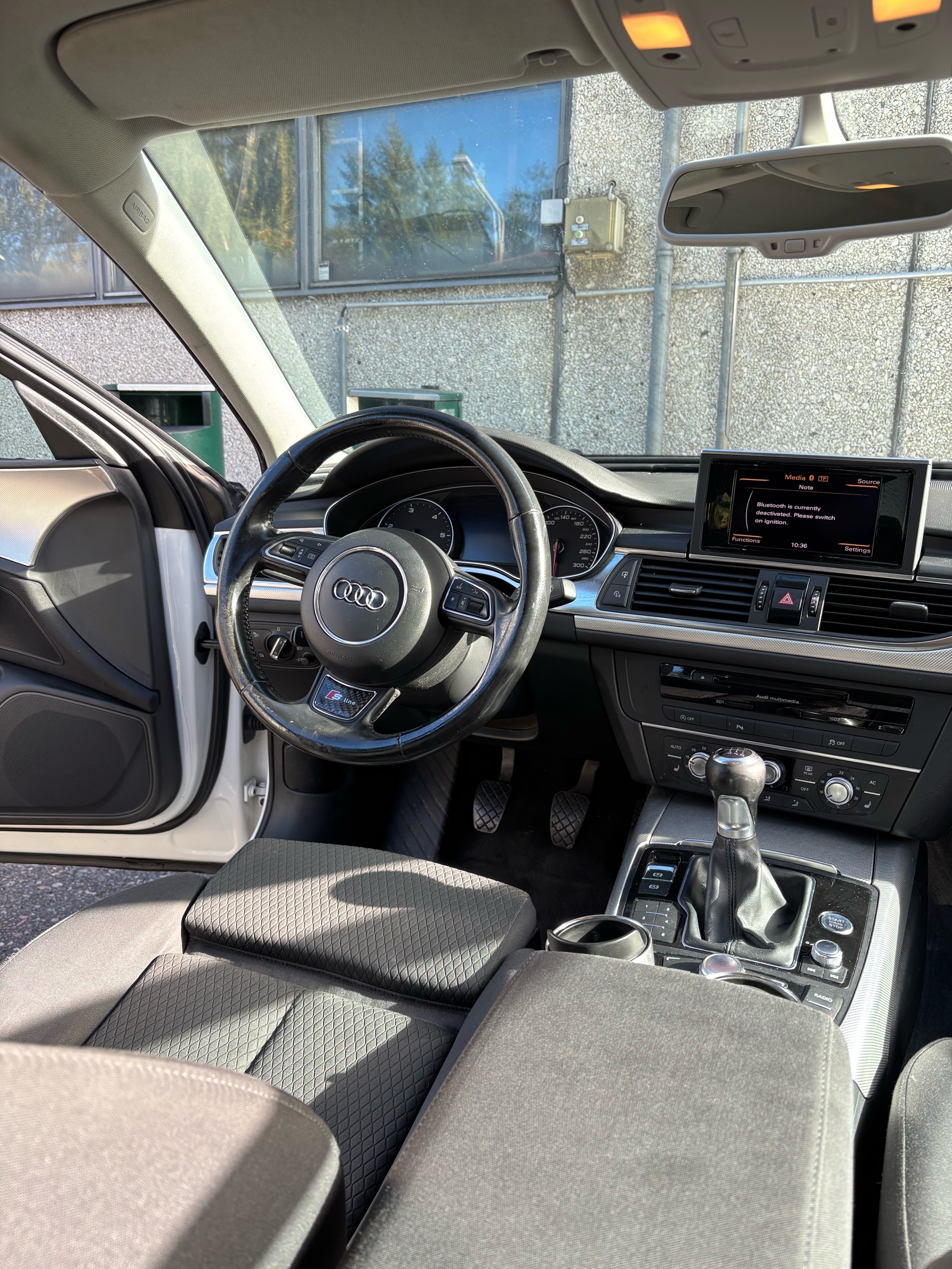 Audi A6 Sedan 2,0 TDI 130 kW Start-Stop 2011, kuva 6/8