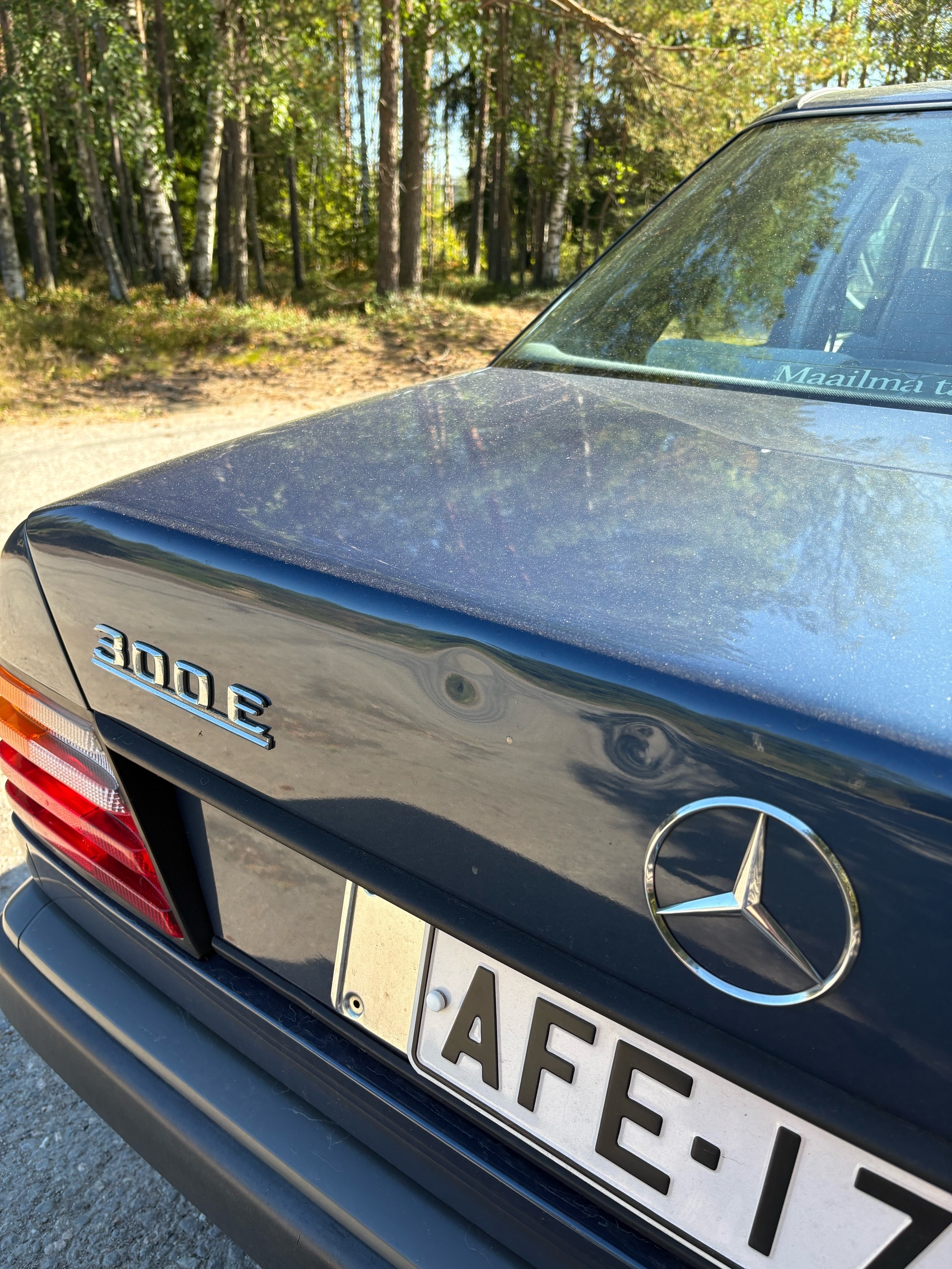 Mercedes-Benz 300 1988, photo 4/11