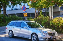 Mercedes-Benz E