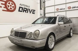 Mercedes-Benz E