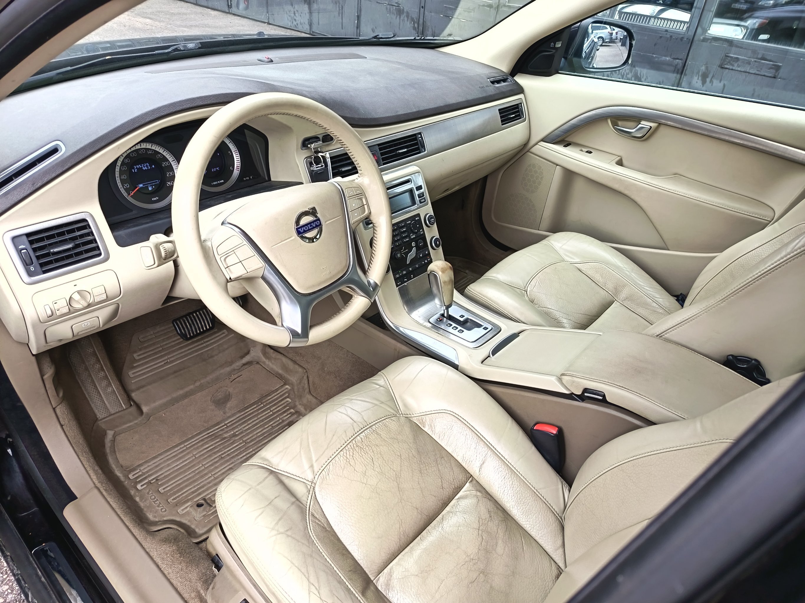 Volvo S80 D3 163 HV Summum automaatti 2011, photo 5/6