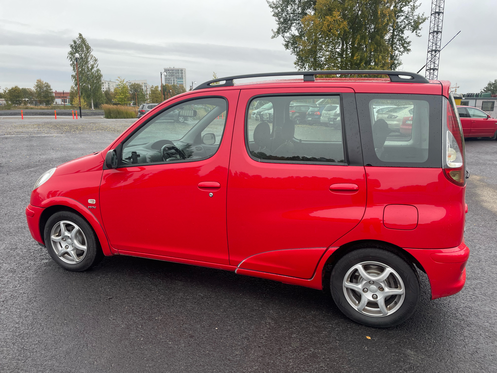 Toyota Yaris Verso 2004, kuva 5/19