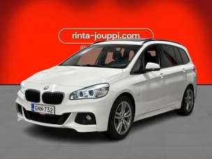 BMW 220