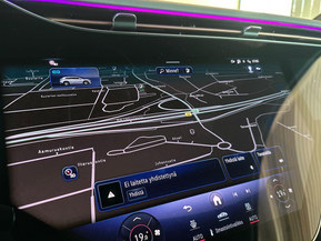 Mercedes-Benz EQS SUV