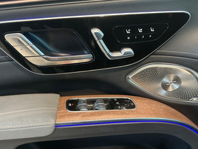 Mercedes-Benz EQS SUV