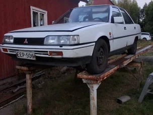 Mitsubishi Galant