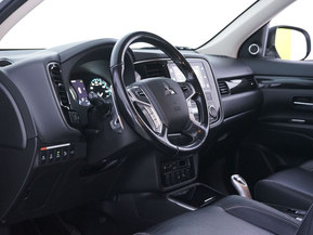 Mitsubishi Outlander PHEV
