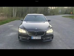 BMW 750